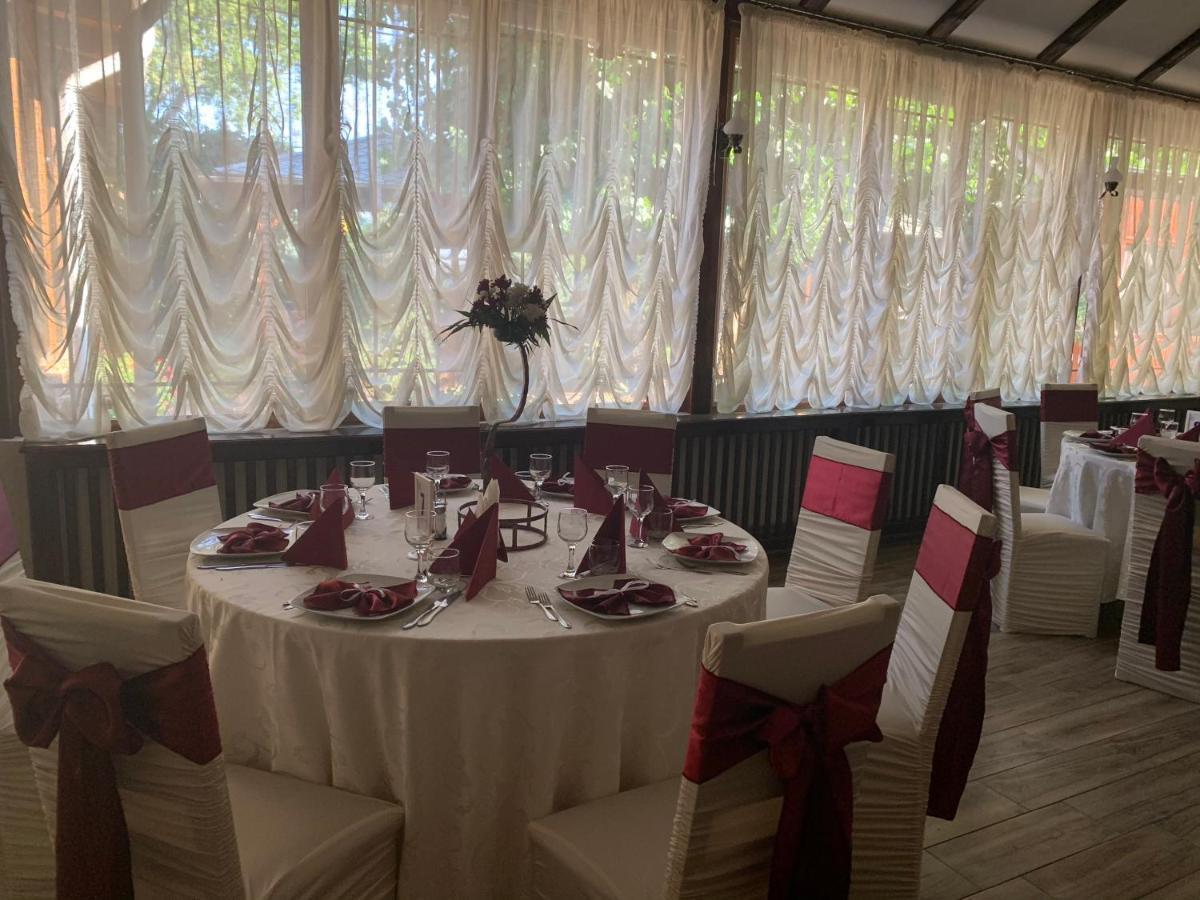 Pensiune Restaurant Rustic Rm Sarat Râmnicu Sărat Dış mekan fotoğraf